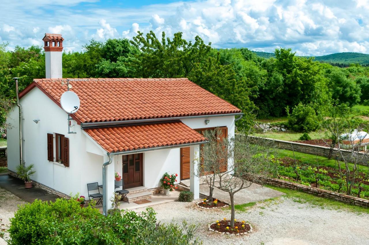 Ferienwohnung House Ulika Bale Exterior foto